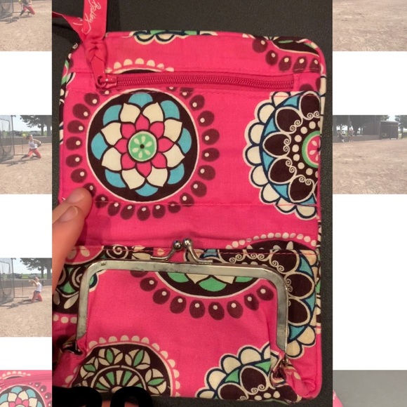 pink vera bradley wallet - Picture 2 of 4